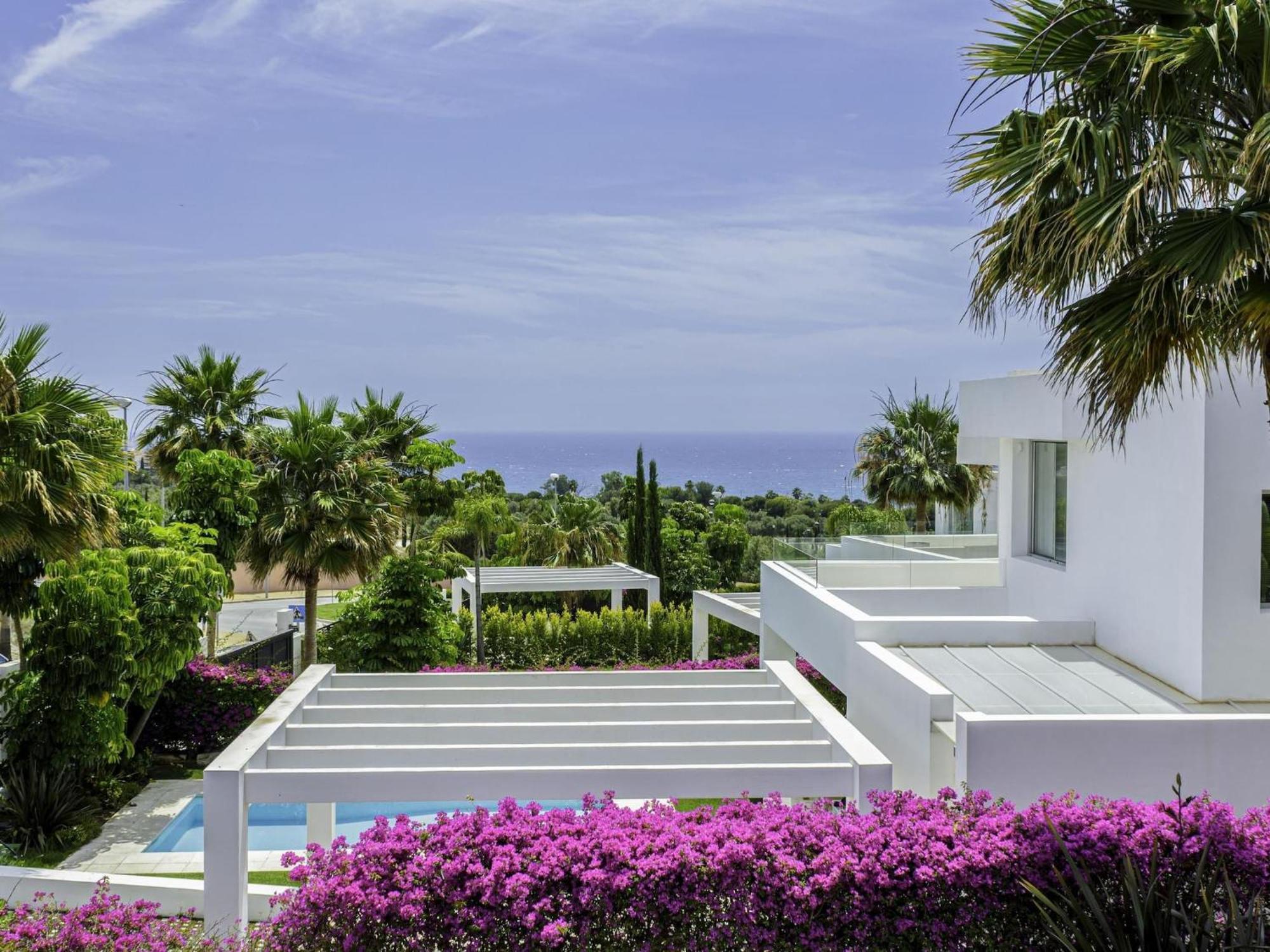 Fantastica Moderna En Rio Real Villa Marbella
